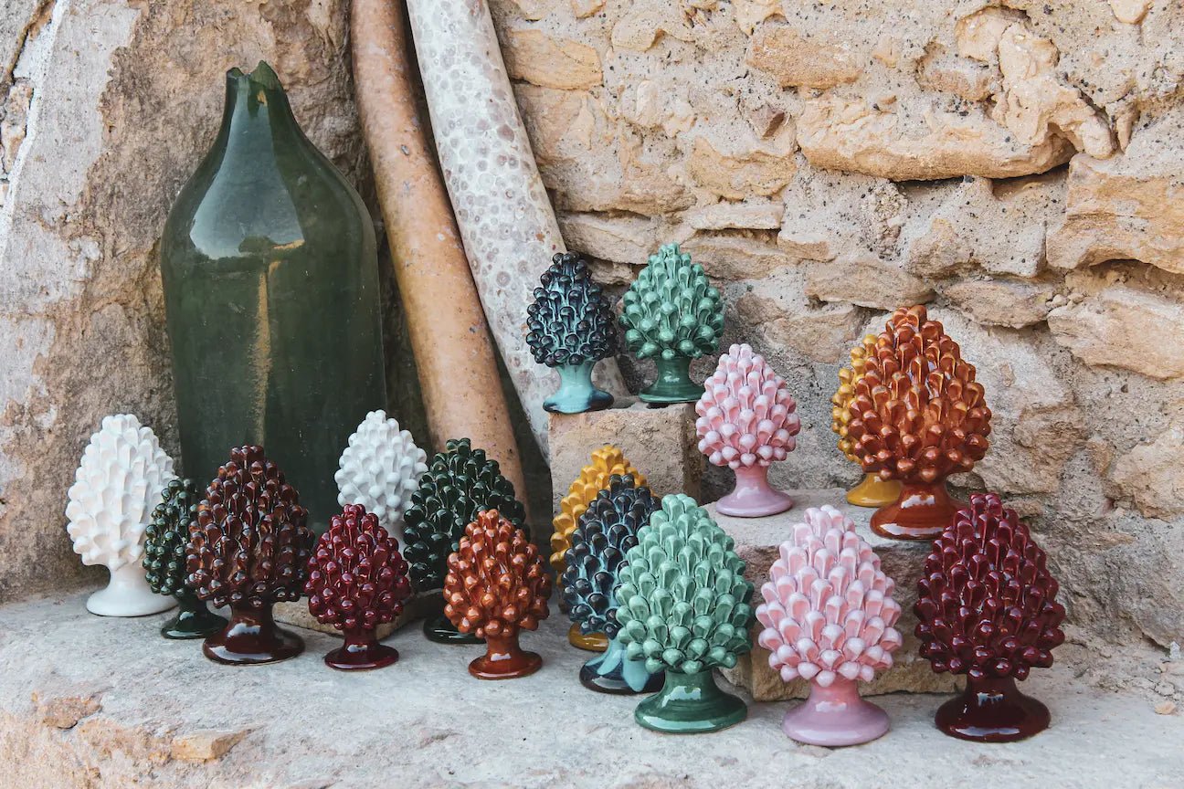 Le pigne di Crita Ceramiche, in tutti i colori di Sicilia